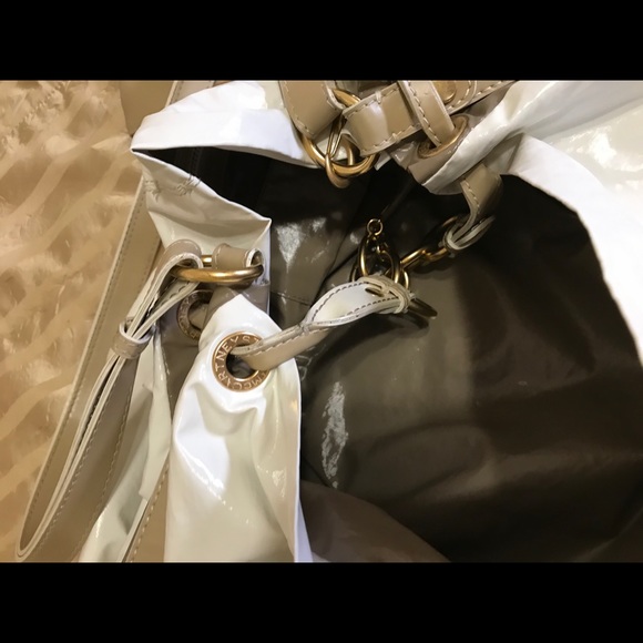 πHP πΎ FIRM EUC RARE Stella McCartney Very Large White Vegan Hobo Bag - Picture 14 of 15